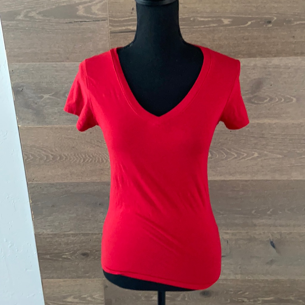 Active Basic Red Tee